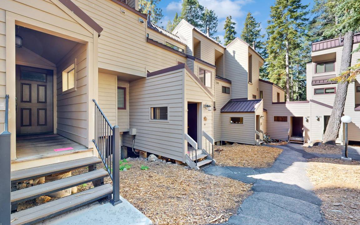 Carnelian Woods Condo | 122 m² Condo ∙ 2 bedrooms ∙ 6 guests