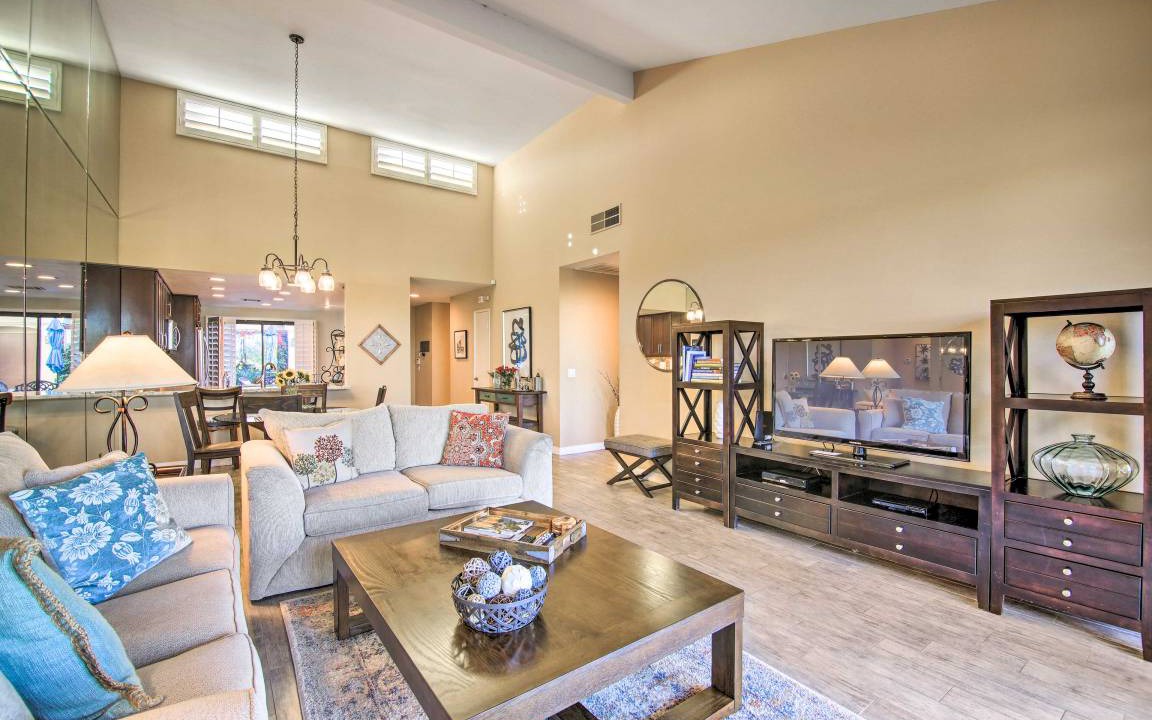 Palm Desert Apartment | 123 m² Apartment ∙ 2 bedrooms ∙ 4 guests