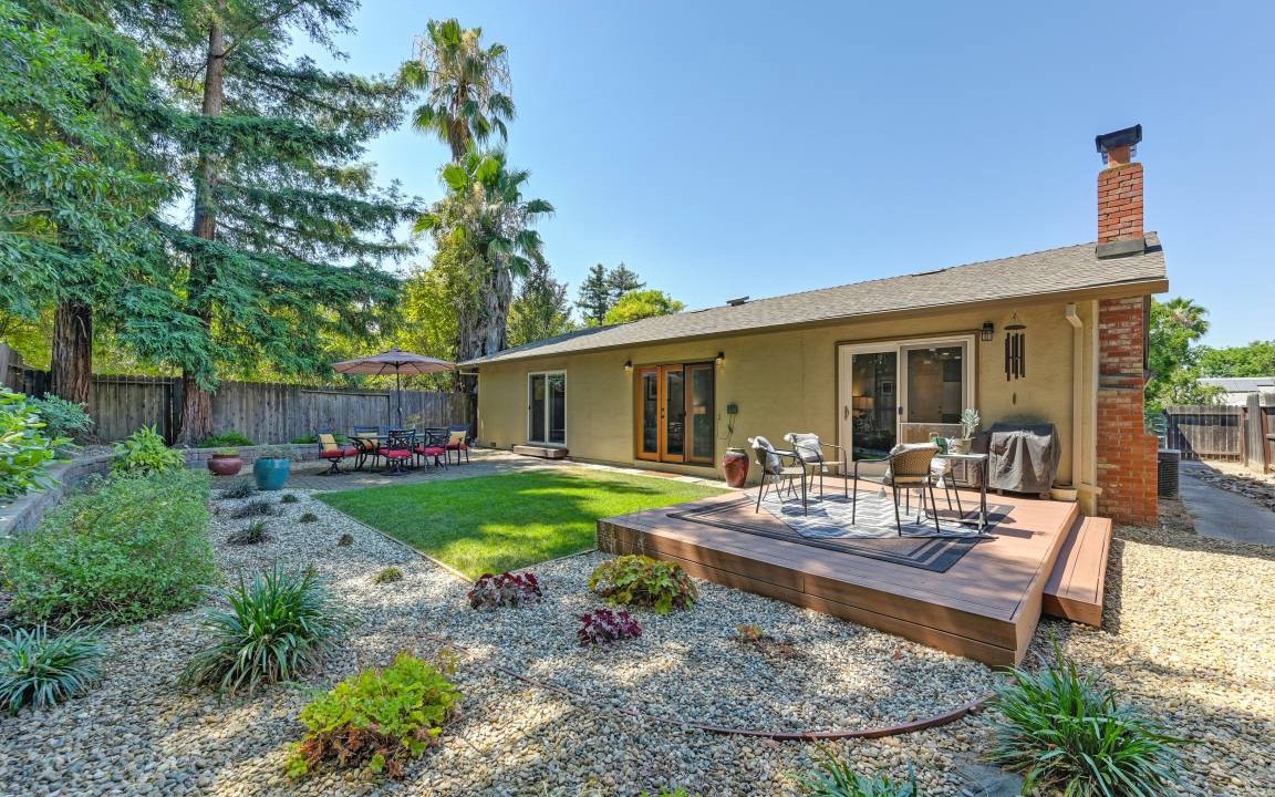 Davis House | 126 m² House ∙ 3 bedrooms ∙ 6 guests