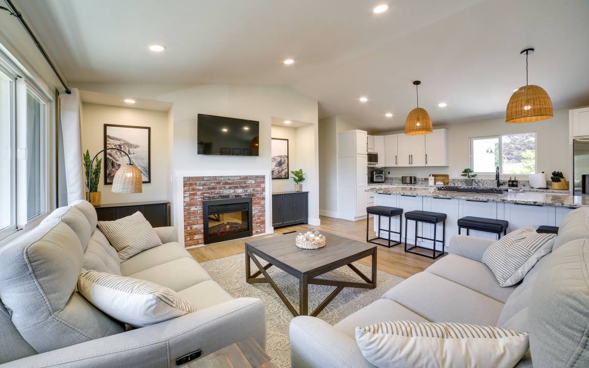 Del Rey Oaks House | 138 m² House ∙ 4 bedrooms ∙ 8 guests