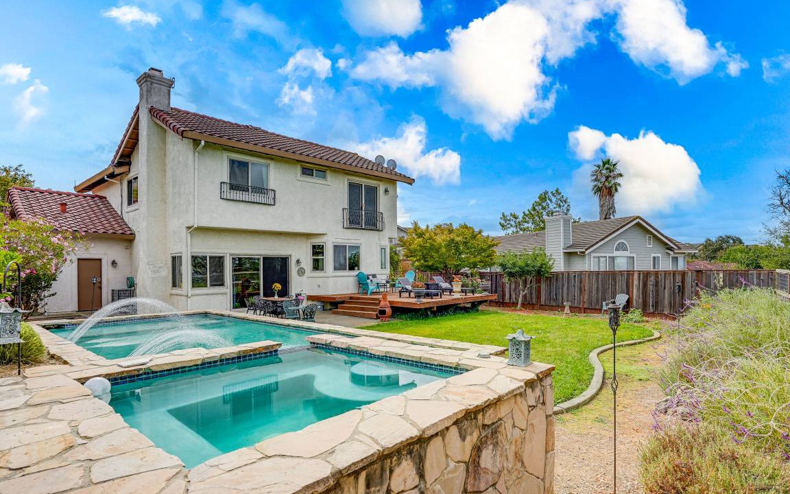 Vallejo House | 182 m² House ∙ 3 bedrooms ∙ 6 guests