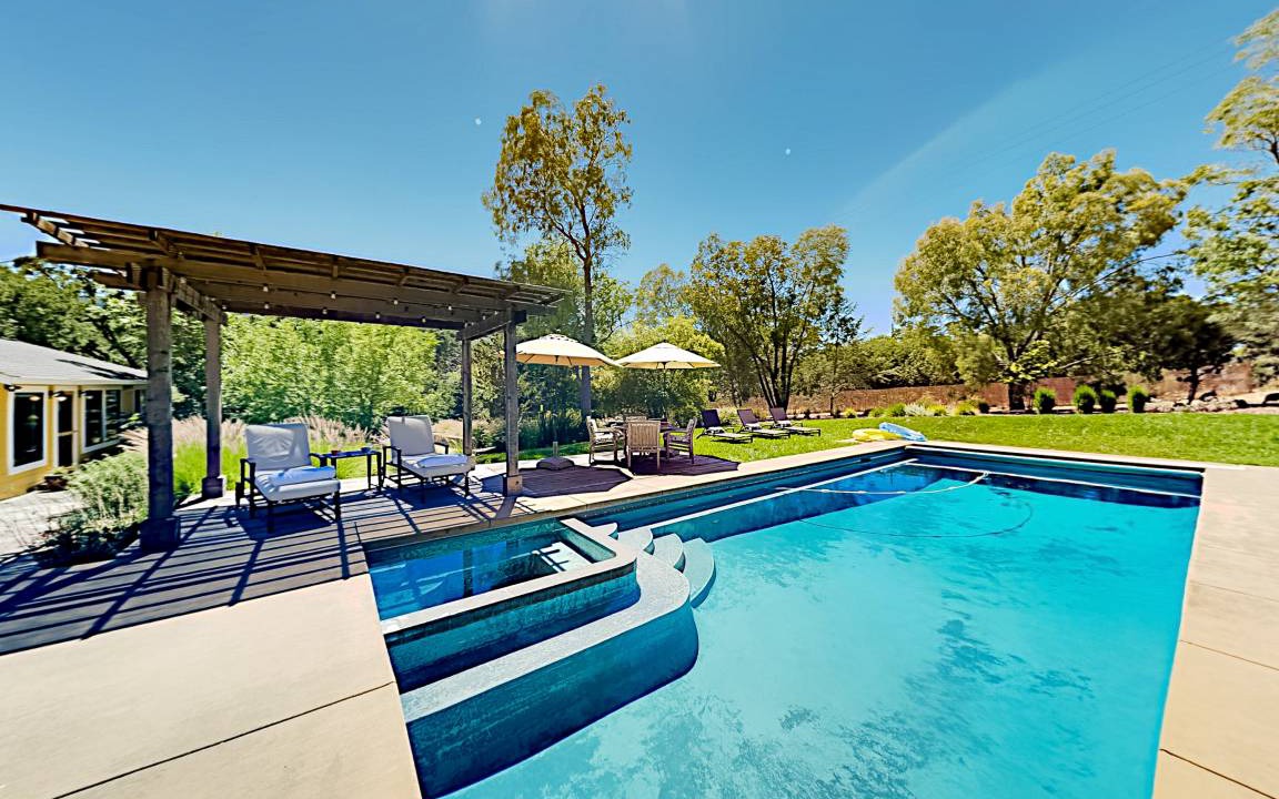 Glen Ellen House | 187 m² House ∙ 3 bedrooms ∙ 5 guests