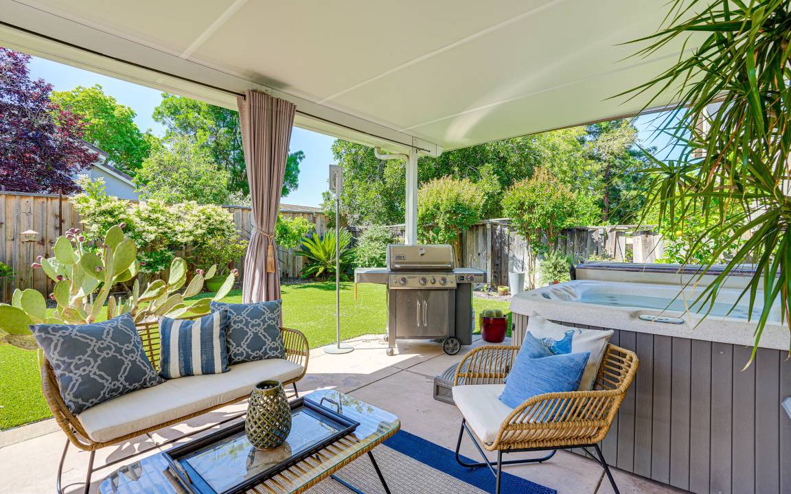 Antioch House | 192 m² House ∙ 3 bedrooms ∙ 6 guests