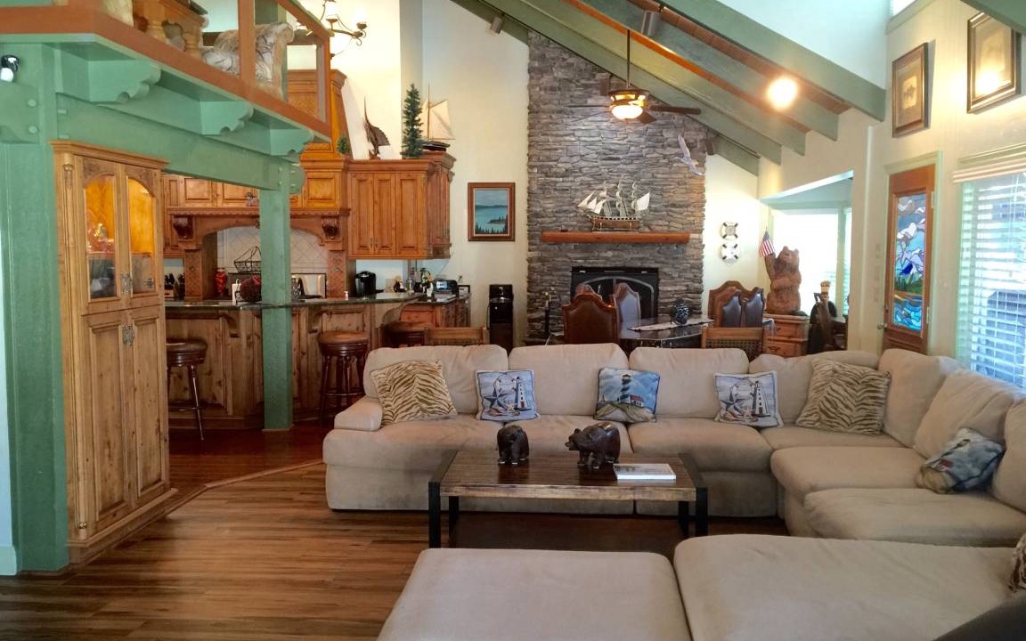 Bass Lake House | 193 m² House ∙ 4 bedrooms ∙ 12 guests
