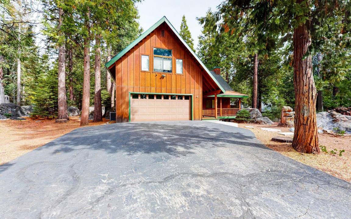 Granite Ridge House | 196 m² House ∙ 4 bedrooms ∙ 10 guests