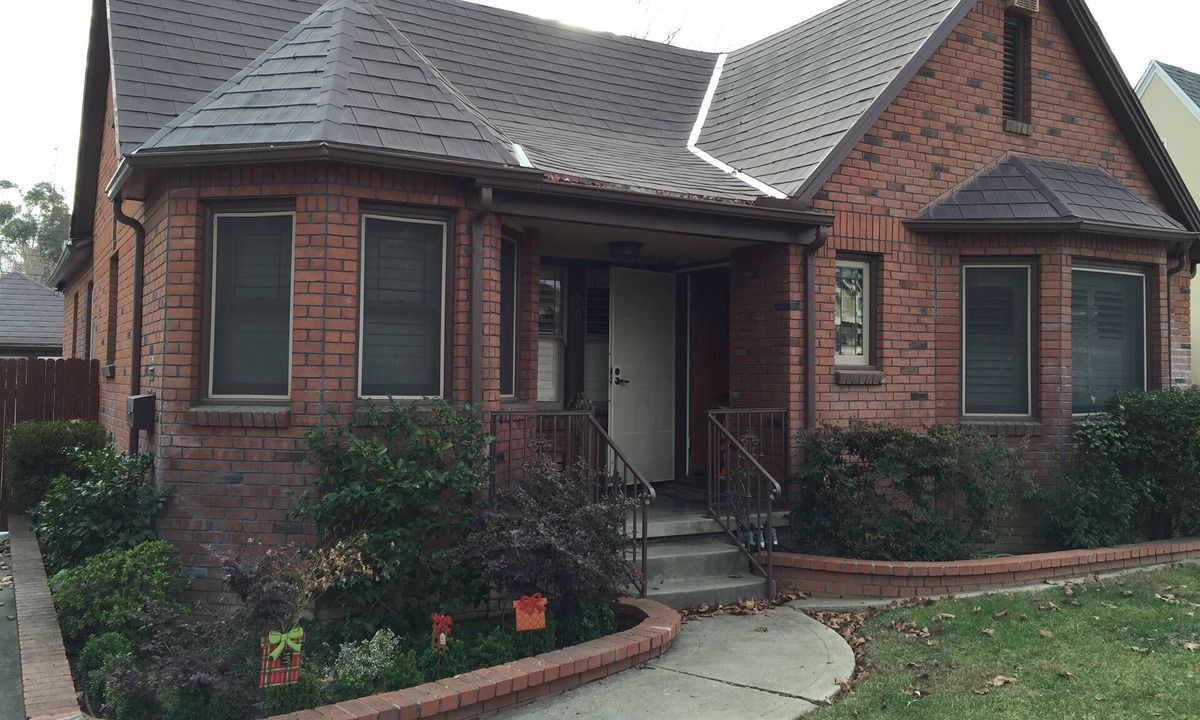 East Sacramento House | 2 BR/1 Bath East Sac Guest House Near Downtown & Midtown
