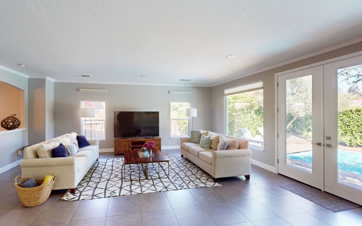 Boyes Hot Springs House | 238 m² House ∙ 3 bedrooms ∙ 6 guests