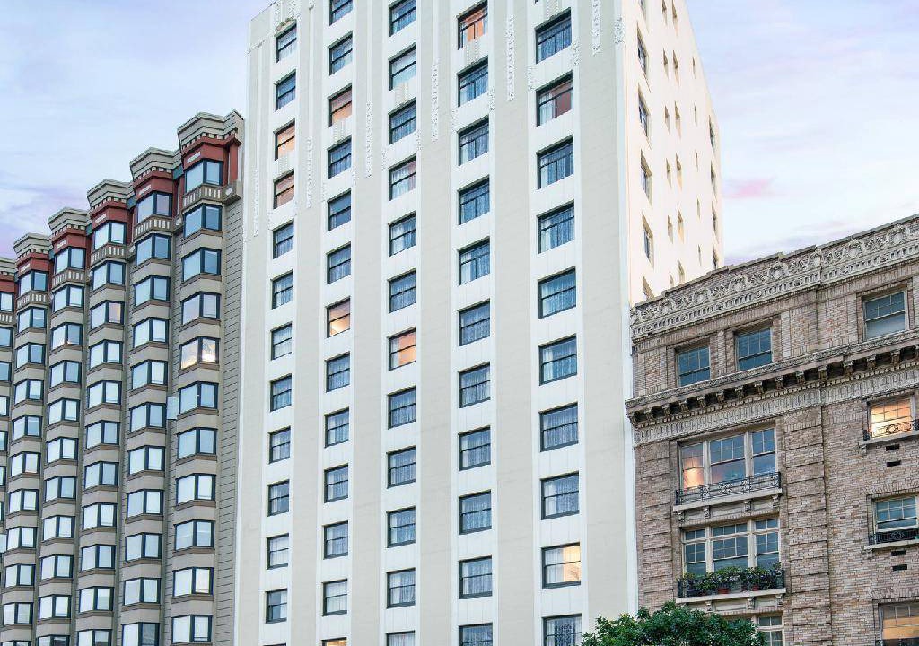Theater District Hotel | 24 m² Hotel ∙ 127 guests