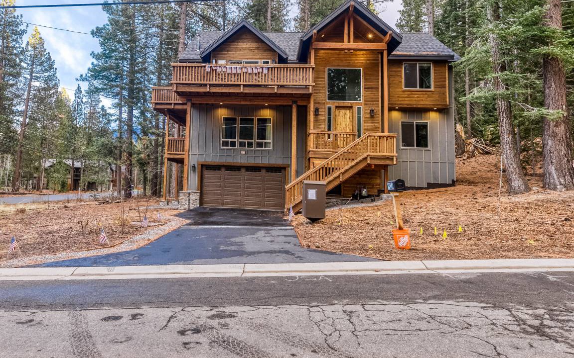 Pioneer Trail House | 243 m² House ∙ 4 bedrooms ∙ 8 guests
