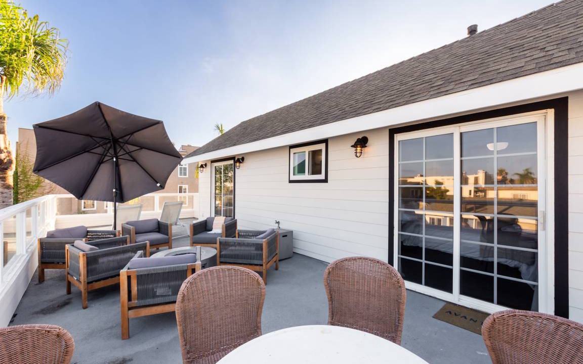 West Newport House | 245 m² House ∙ 4 bedrooms ∙ 10 guests