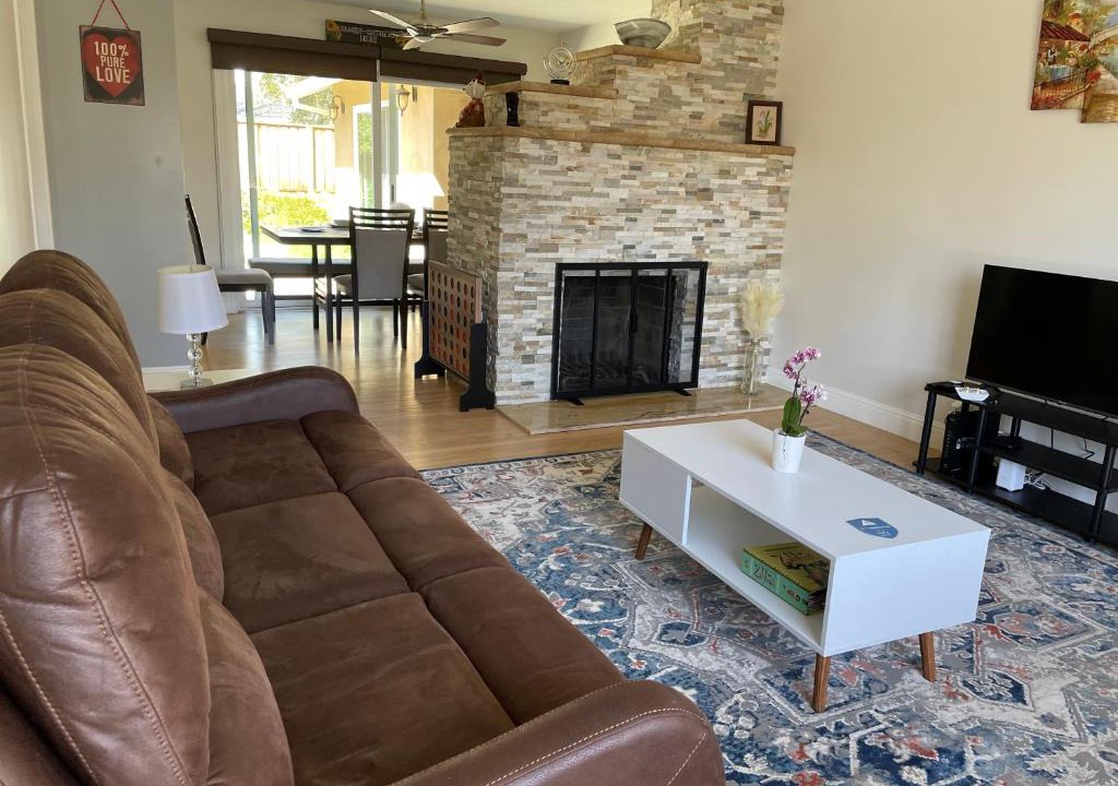 Cambrian Villa | 3 Bed 2 bath cozy house in Silicon Valley