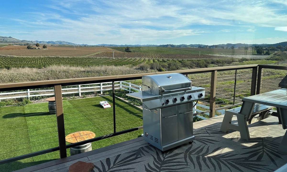 San Luis Obispo House | 4-bed/3.5 bath house in peaceful San Luis Obispo with AC