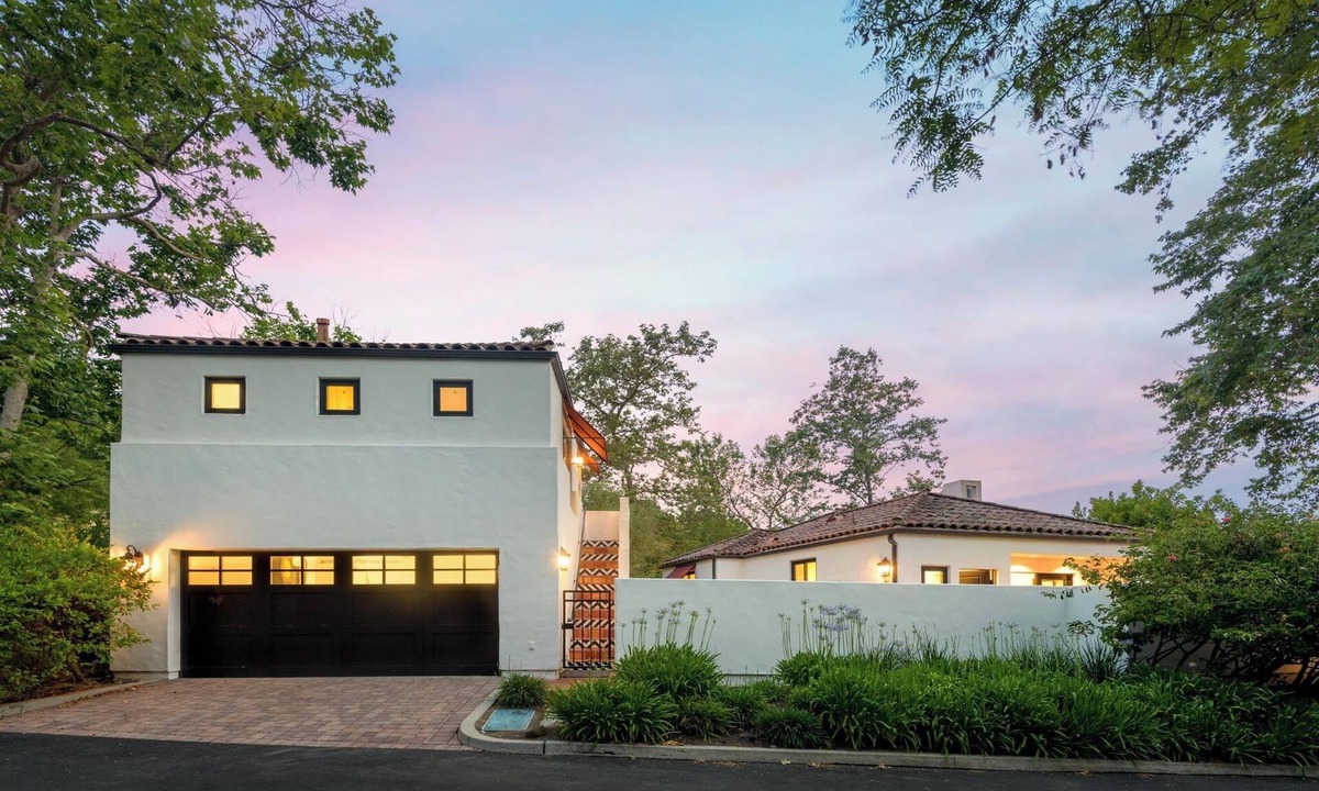 Bel Air House | 5-Star Luxury & Exclusive Gated Villa w/ADU walkable to Beach & Trails