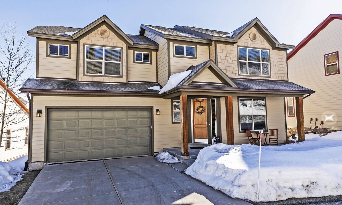 Bear Hollow Village House | 5BR Family Retreat! - Mountain Views! - 1 Mile to Slopes and Shops!
