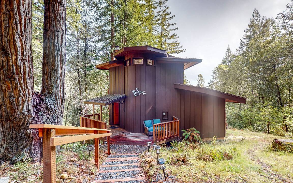 Timber Cove House | 70 m² House ∙ 1 bedroom ∙ 2 guests