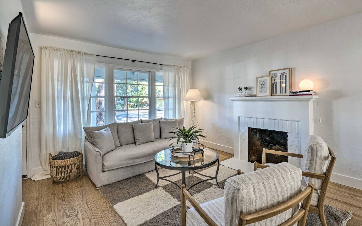 West Sacramento House | 77 m² House ∙ 2 bedrooms ∙ 5 guests