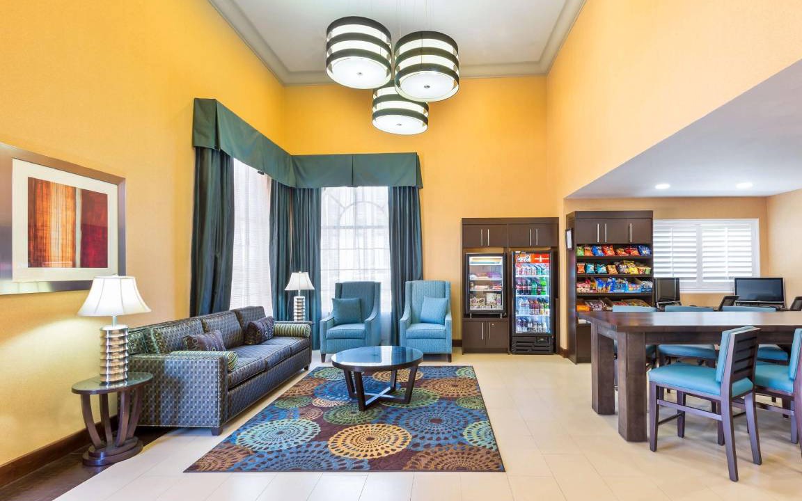 Miramar Hotel | 83 m² Hotel ∙ 127 guests