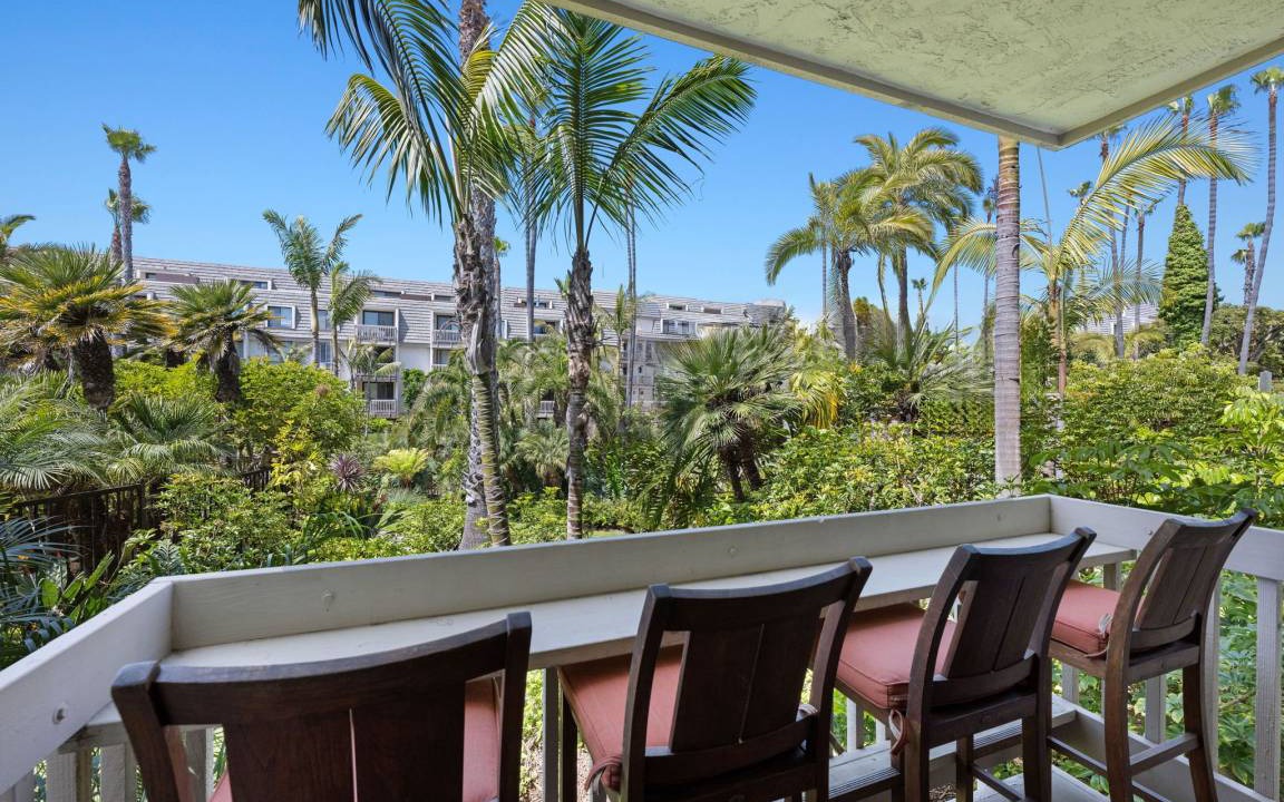 Sea Breeze | Townsite