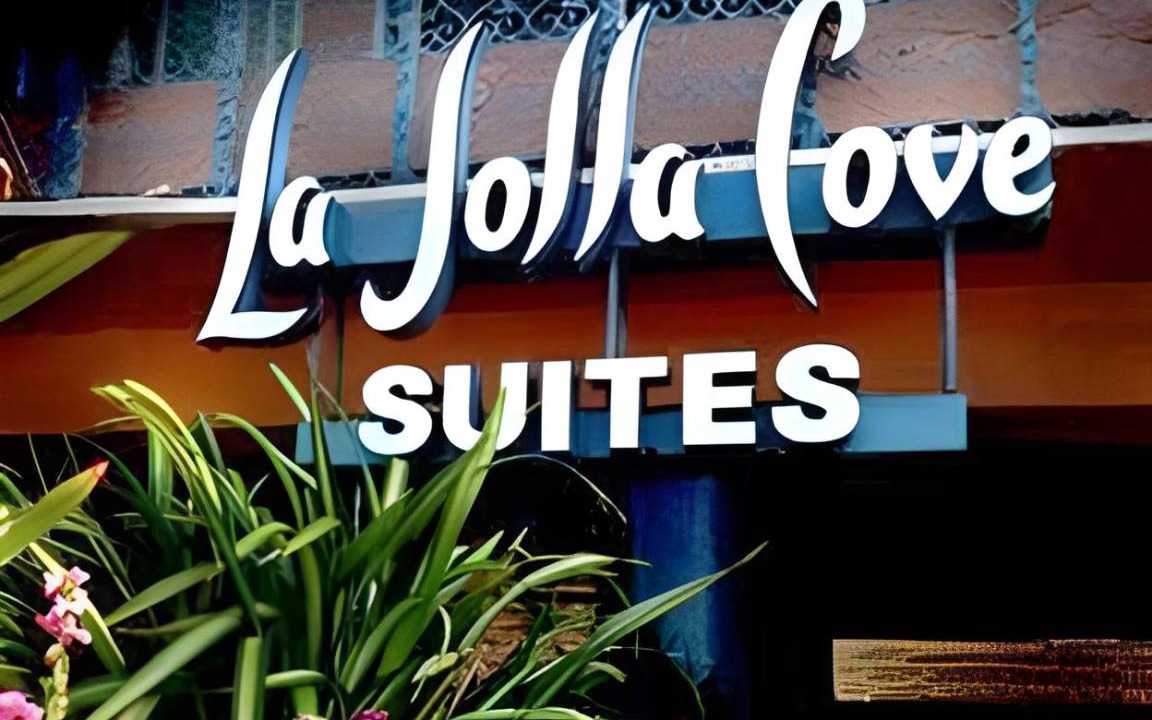 Village of La Jolla Hotel | 93 m² Hotel ∙ 2 bedrooms ∙ 127 guests