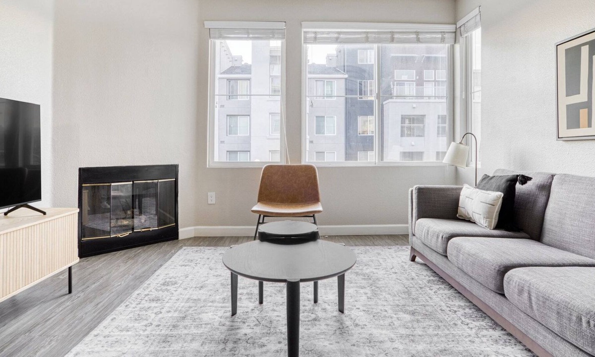 Emeryville Apartment | Amazing Emeryville 2BR w/ Gym, W/D & Pool, walk to Safeway, by Blueground