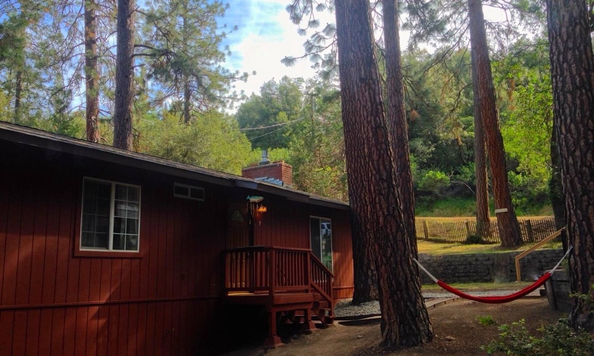 Oakhurst House | Anglers Rest
