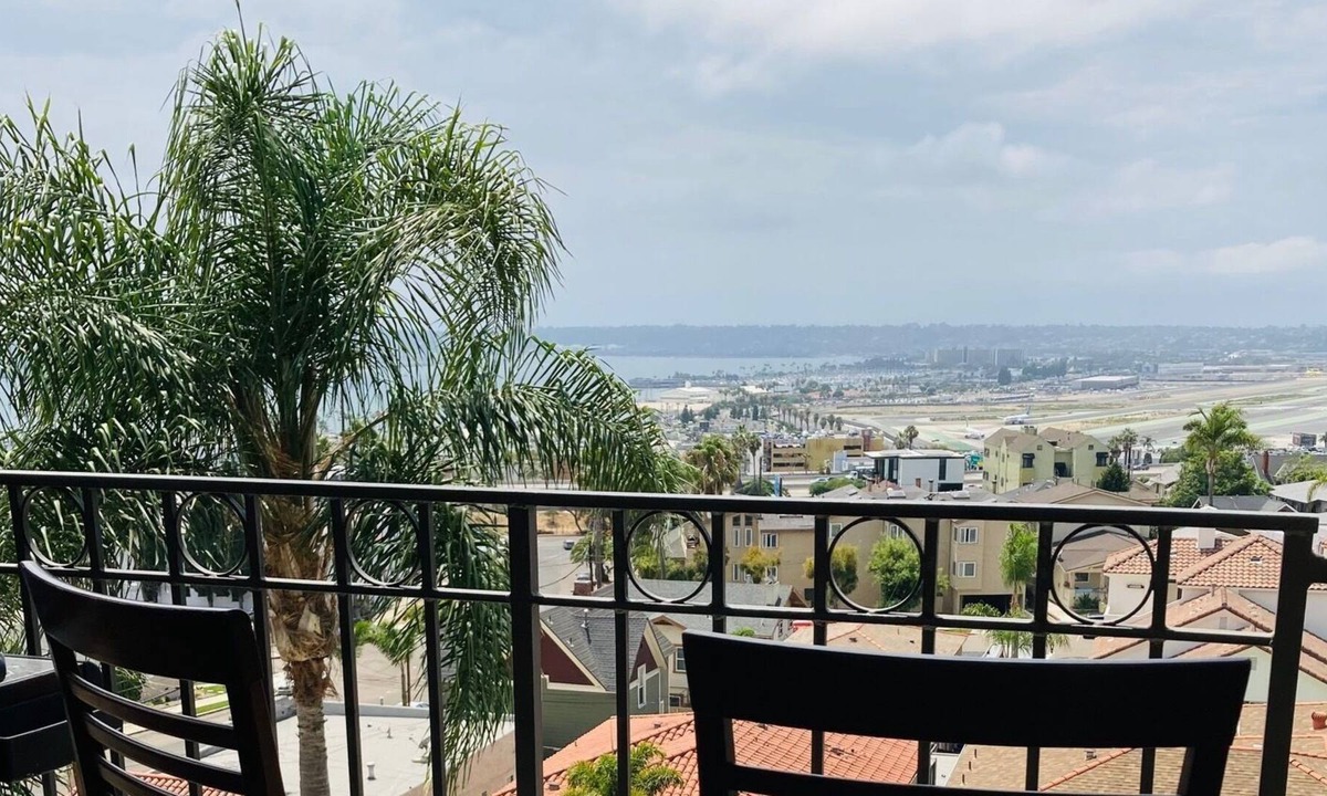 Bankers Hill Condo | Bankers Hill Penthouse with Million Dollar Views!