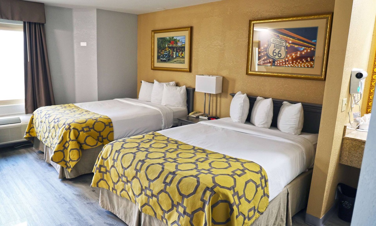 Barstow Hotel | Baymont by Wyndham Barstow Historic Route 66
