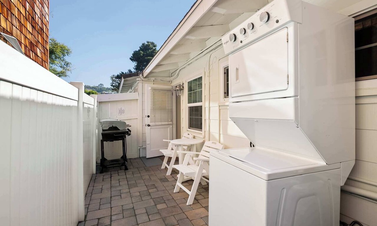 La Jolla Shores Apartment | Beach Bungalow 2 Blocks to Beach