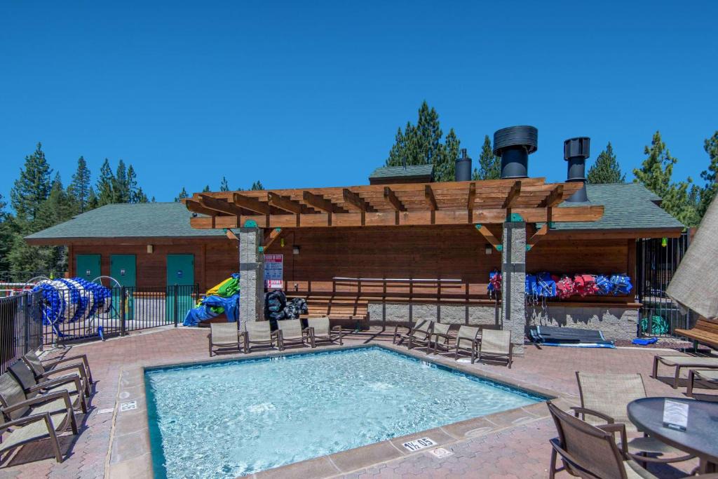 Truckee House | Bear Foot Hideaway