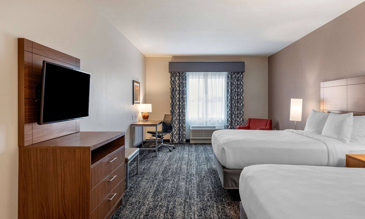 Cathedral City Hotel | Best Western Plus Coachella Valley Inn & Suites