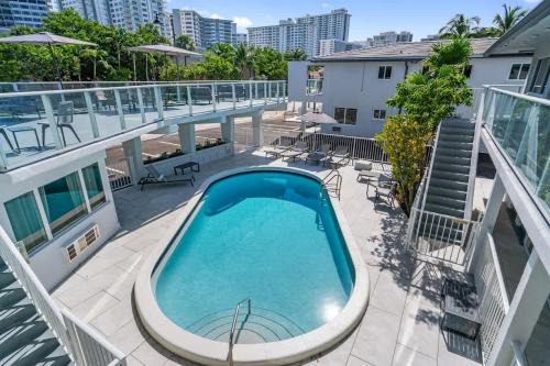 Galt Mile Hotel | Botanica Ocean Blvd King Suite