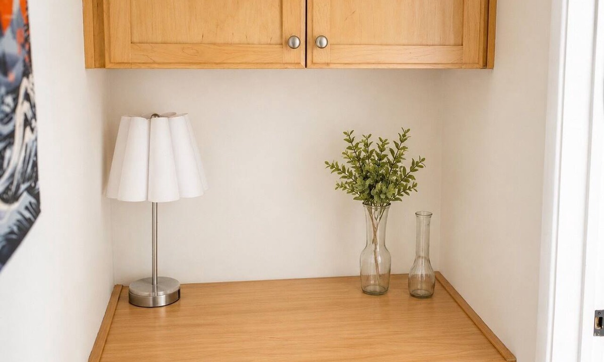 Burbank Apartment | Bright Studio Apt with Homey Feel