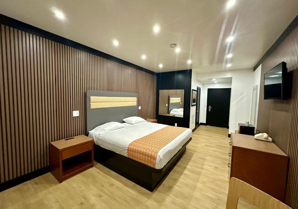 Southwest Anaheim Hotel | Casa Playa Inn - Stanton, Anaheim