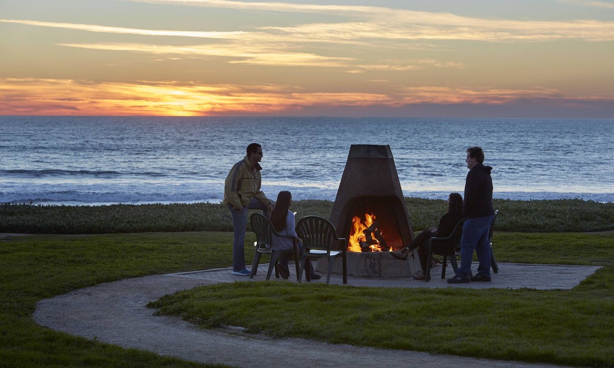 San Simeon Hotel | Cavalier Oceanfront Resort