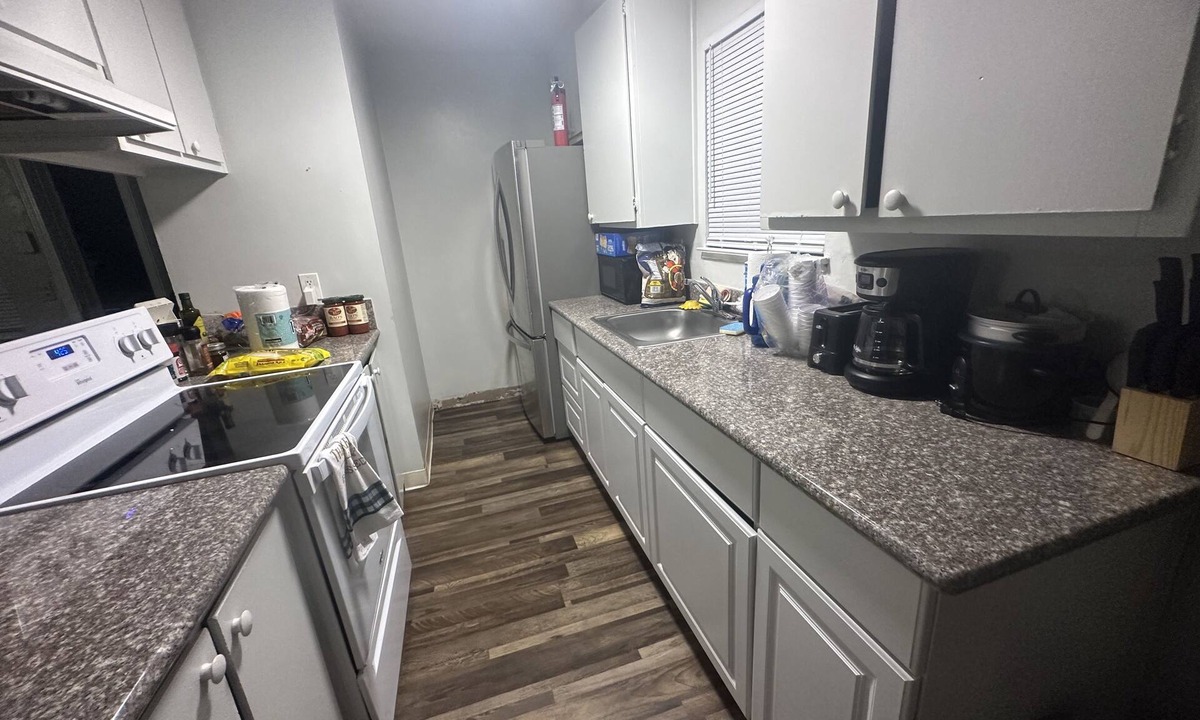 Stockton Apartment | Charming apartment 5 mins from University of Pacific
