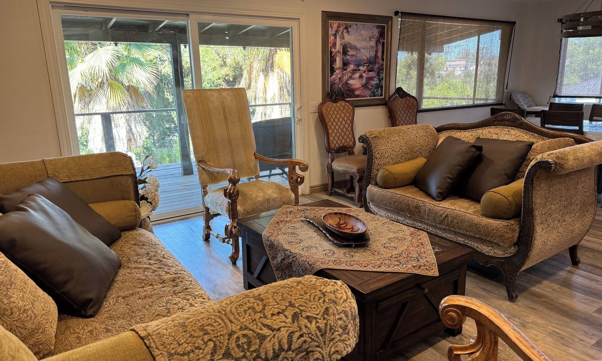 Rancho San Diego House | Charming Wood house with pool & basket court