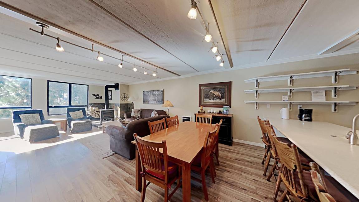Mammoth Lakes Condo | Condo ∙ 3 bedrooms ∙ 8 guests