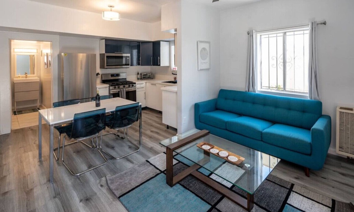 Carlson Park Apartment | Cool Venice Beach 2 Bedroom