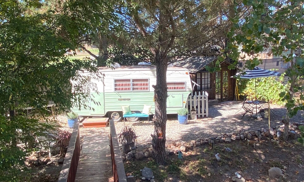 Santa Ynez House | Cozy Vintage Trailer Wine Country Retreat