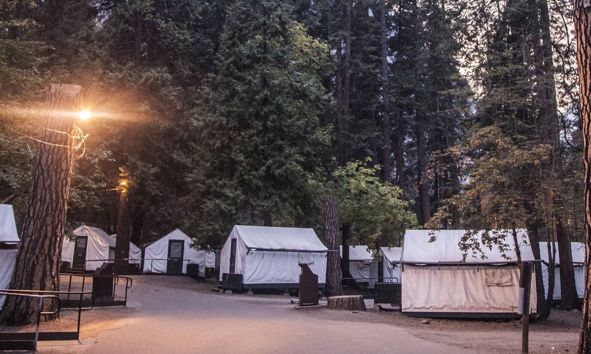 Yosemite Village Hotel | Curry Village