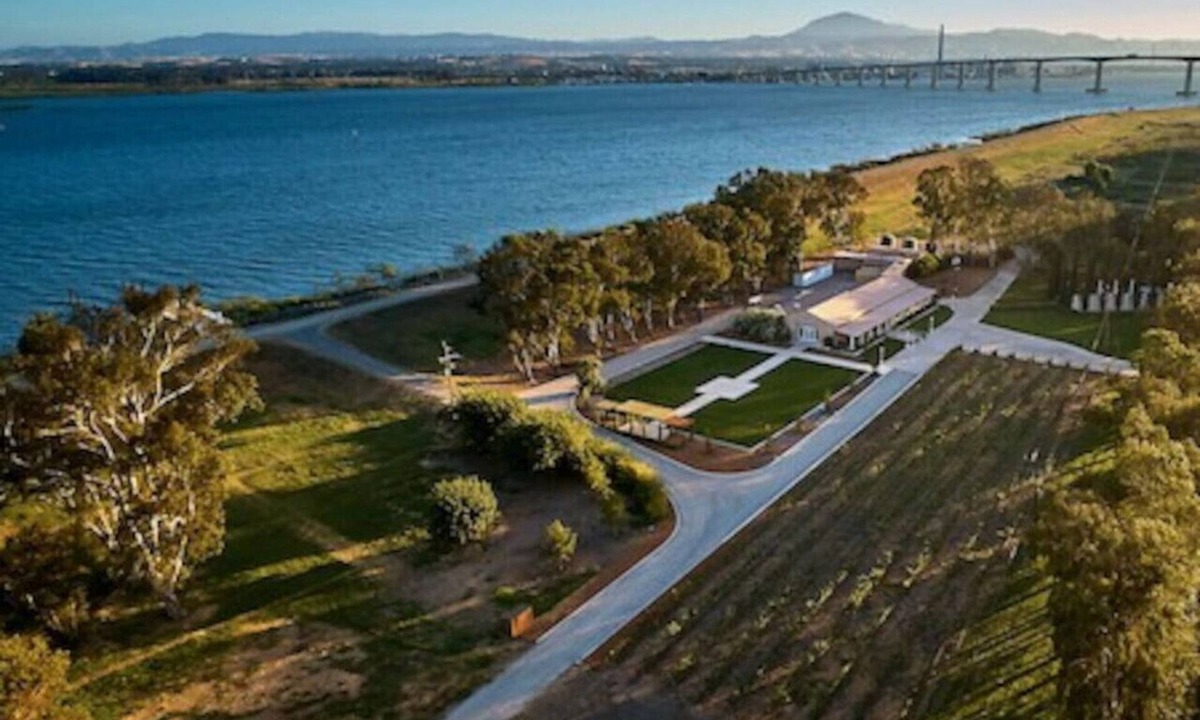 Rio Vista Apartment | Delta Retreat for Large Groups