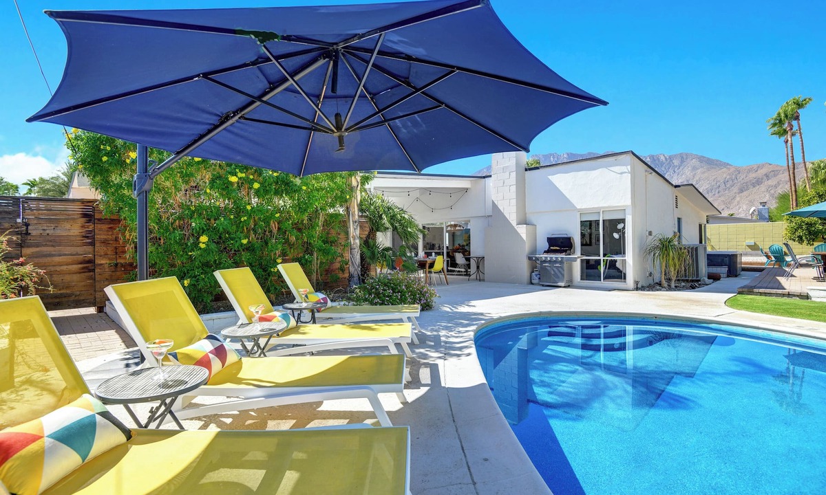 Racquet Club Estates House | Desert Martini: Mid Century Modern Krisel, Pool/SPA, 5 Min to Downtown