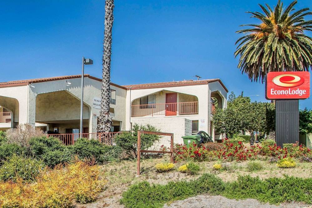 Castro Valley Hotel | Econo Lodge Castro Valley I-580
