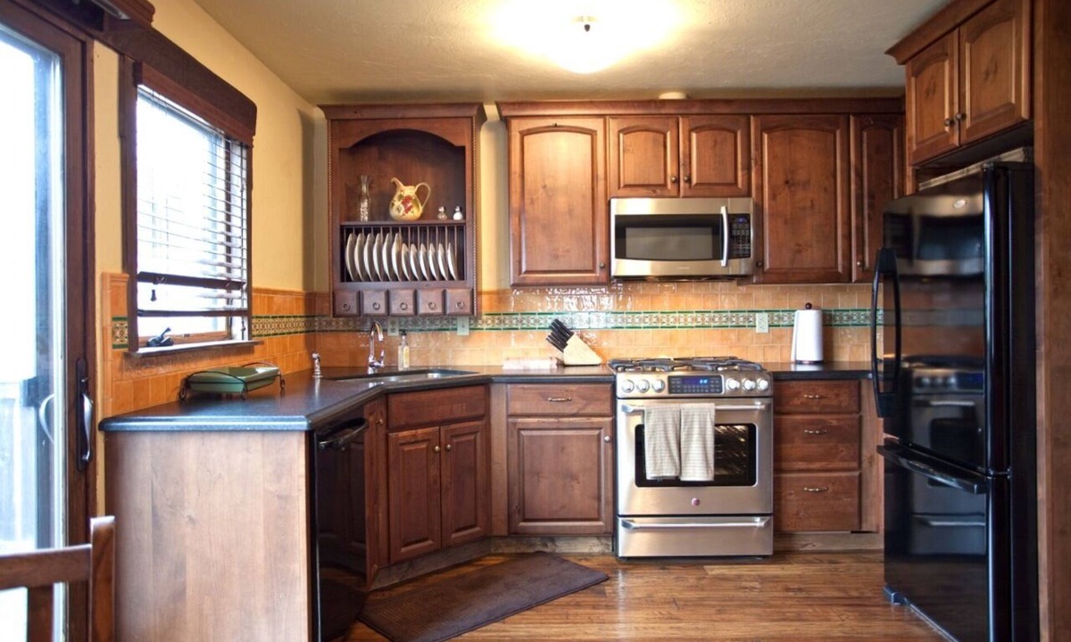 Sonoma House | Elegant Penthouse 2 blocks from Sonoma Plaza.