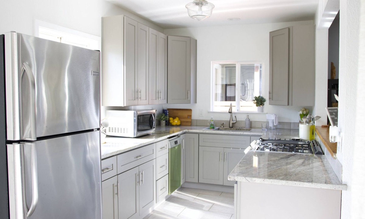 North Oak Park House | Entire Home- Oak Park Oasis in Central Sacramento 1mi from midtown & UCD Med Ctr