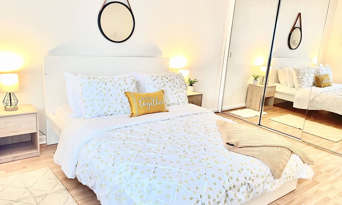 Willmore Condo | Entire rental condo