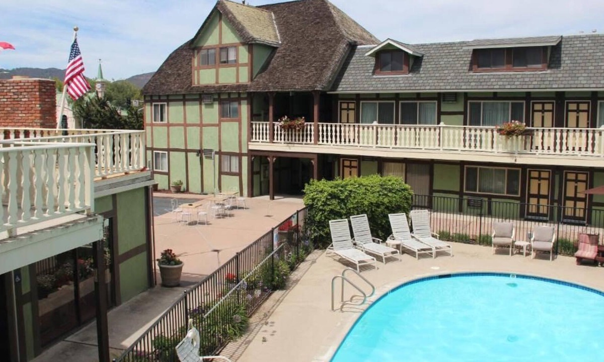 Solvang House | Explore Solvang! 3 Relaxing Units, FREE Parking & BFast, Near Santa Ynez River!