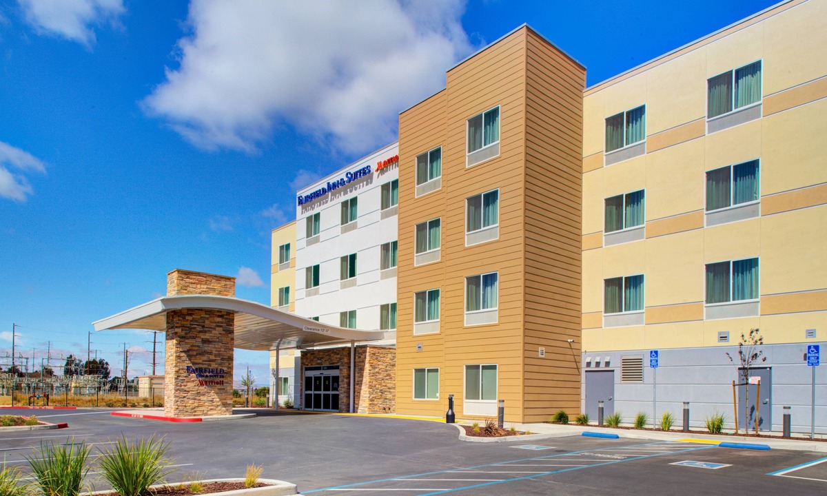 Hollister Hotel | Fairfield Inn & Suites by Marriott Hollister