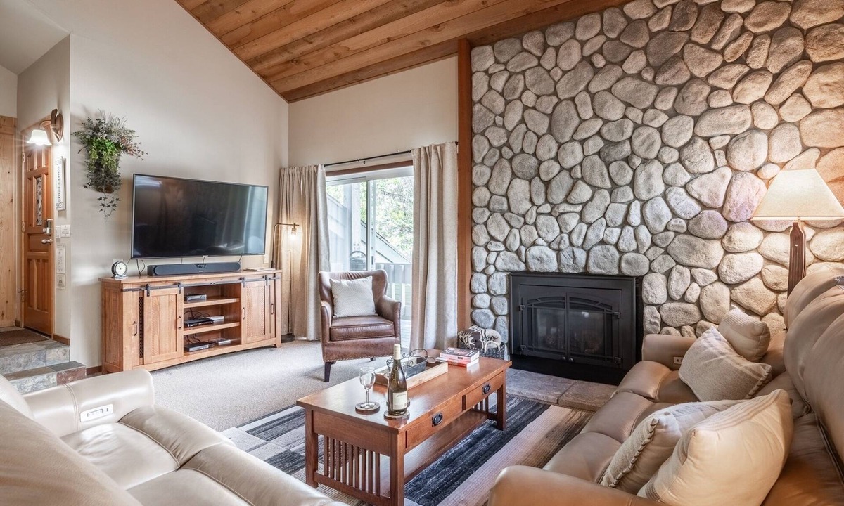Snowcreek Road | Mammoth Lakes