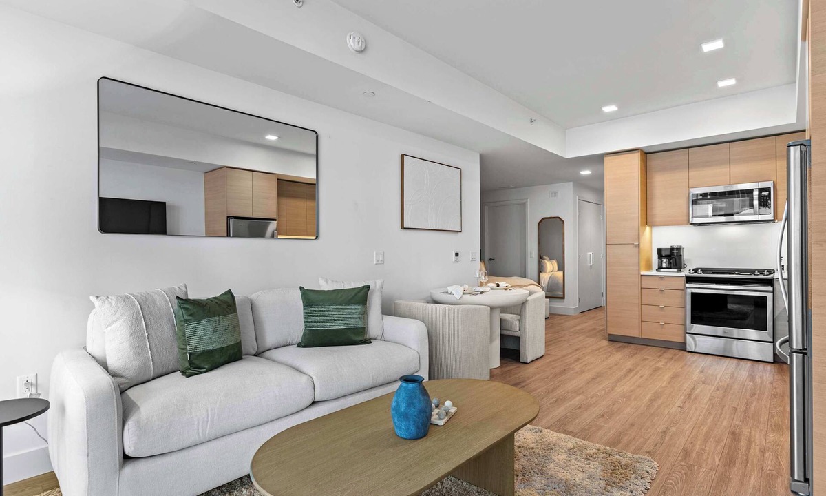 Civic Core Apartment | Gaslamp Quarter 1BR · Private Balcony & King Bed